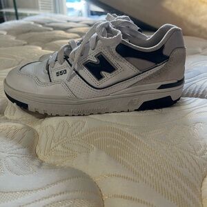 Kids New Balance 550 sneakers